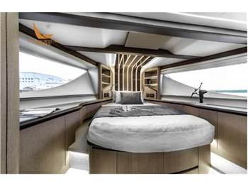 Galeon 800 FLY