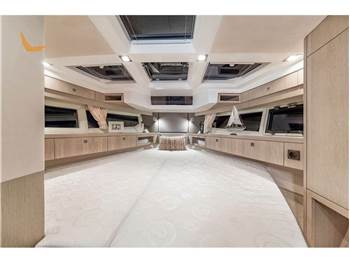 Galeon 360 FLY