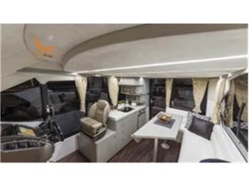 Galeon 360 FLY