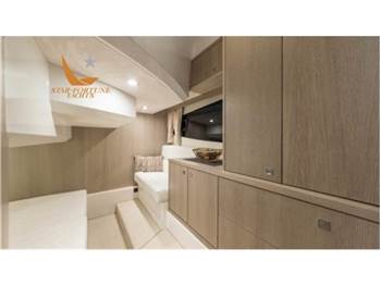 Galeon 360 FLY