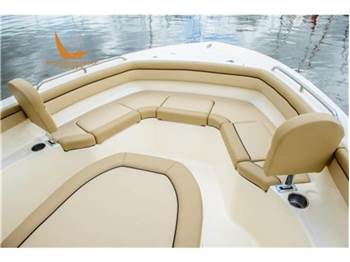 Scout Boats 215 XSF