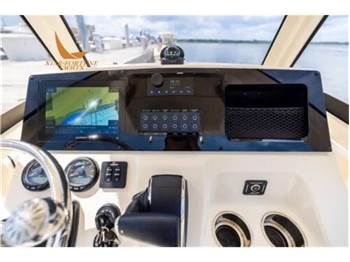 Scout Boats 215 XSF