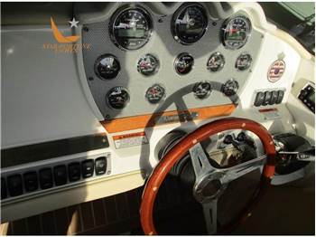 Chris Craft CORSAIR 28