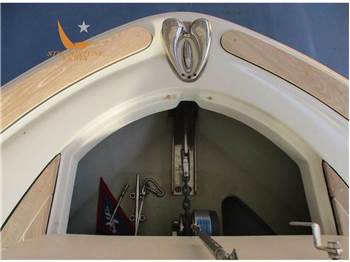 Chris Craft CORSAIR 28