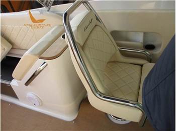 Chris Craft CORSAIR 28