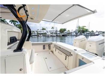 Scout Boats 377 LXF