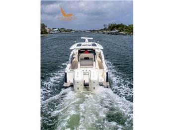 Scout Boats 377 LXF