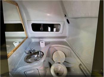 SEA RAY SEA RAY WEEKENDER 300