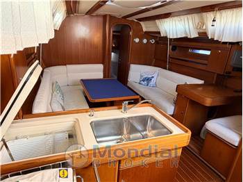 Dufour 40 Performance