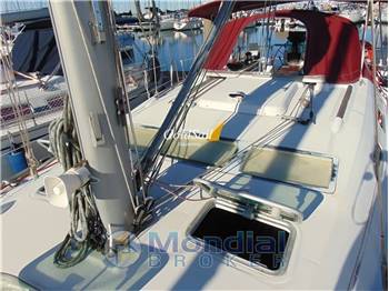 Beneteau Oceanis 393