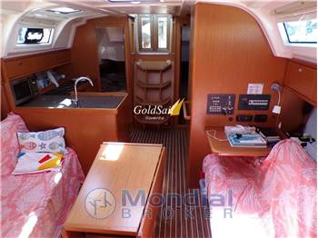 Bavaria Yachts Bavaria 37 Cruiser