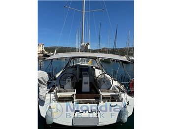 Beneteau Oceanis 38.1