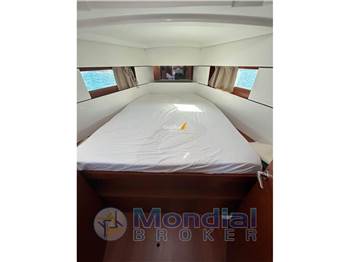 Beneteau Oceanis 38.1