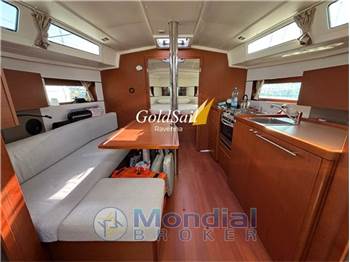 Beneteau Oceanis 38.1