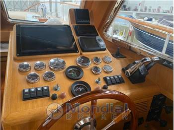 De Cesari Classic Boat 16