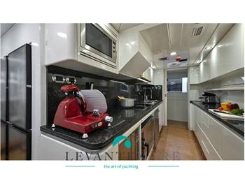 Benetti Sail Division SD 105