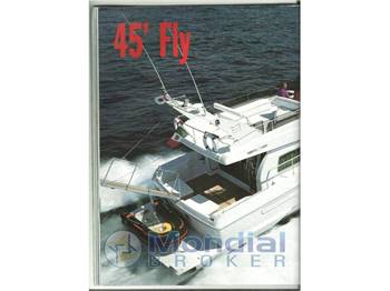 Ferretti 45 FLY
