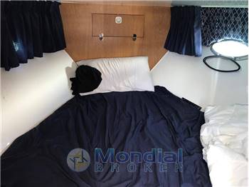 Marinello 26 cabin