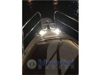 Marinello 26 cabin