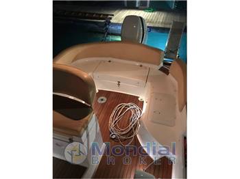 Marinello 26 cabin