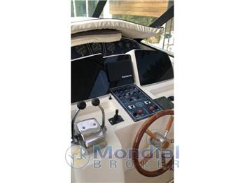 Cantiere Navale del Tirreno Cayman 38 /40 Cayman 38 Walkaround