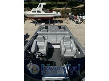 DONZI 35 ZX LIMITED EDITION
