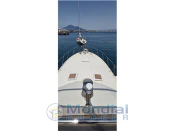 HATTERAS 46 Convertible