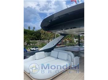 Azimut Yachts Fly 72