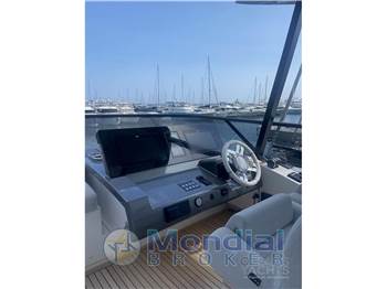 Azimut Yachts Fly 72
