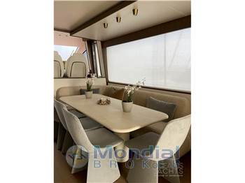 Azimut Yachts Fly 72