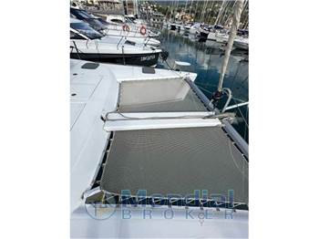 Lagoon 380 s2