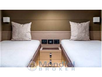 Pardo yachts Walkaround 50