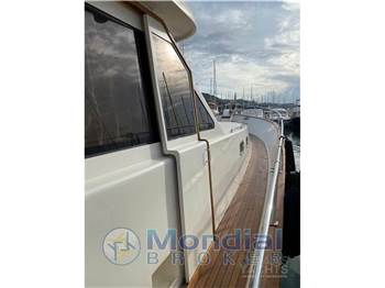 Alaska Motor Yachts Alaska 17