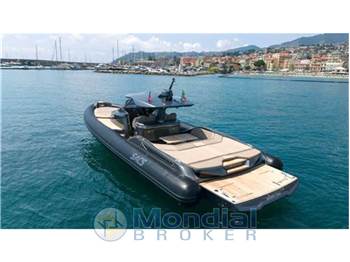 Sacs marine Strider 15