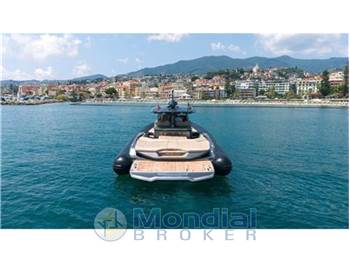 Sacs marine Strider 15