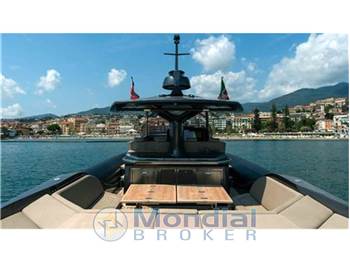 Sacs marine Strider 15