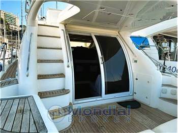 Sealine F 42.5