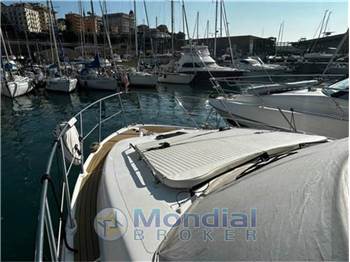 Sealine F 42.5