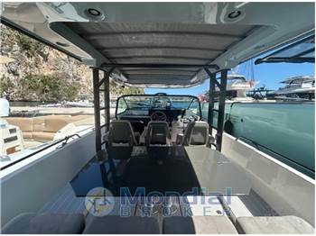 Axopar 37 Sun Top Brabus Line