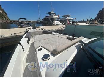 Axopar 37 Sun Top Brabus Line