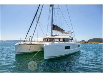 Lagoon 43