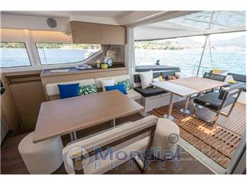 Lagoon 43