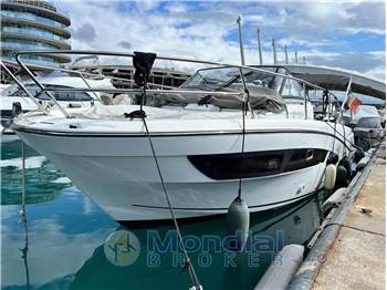 Jeanneau Cap Camarat 10.5 WA
