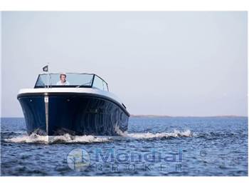 Delta Powerboats 33 Open