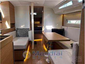 Jeanneau Sun Odyssey 410