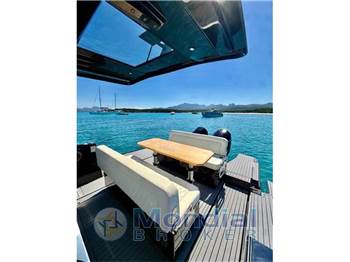 Virtue yachts V10 top