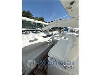 Pershing 54