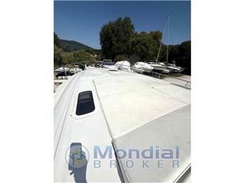 Pershing 54