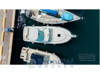 Luhrs 30 open