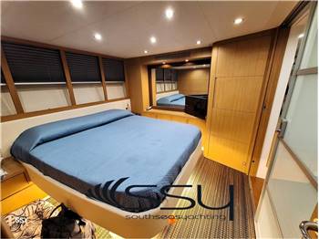PERSHING 56
